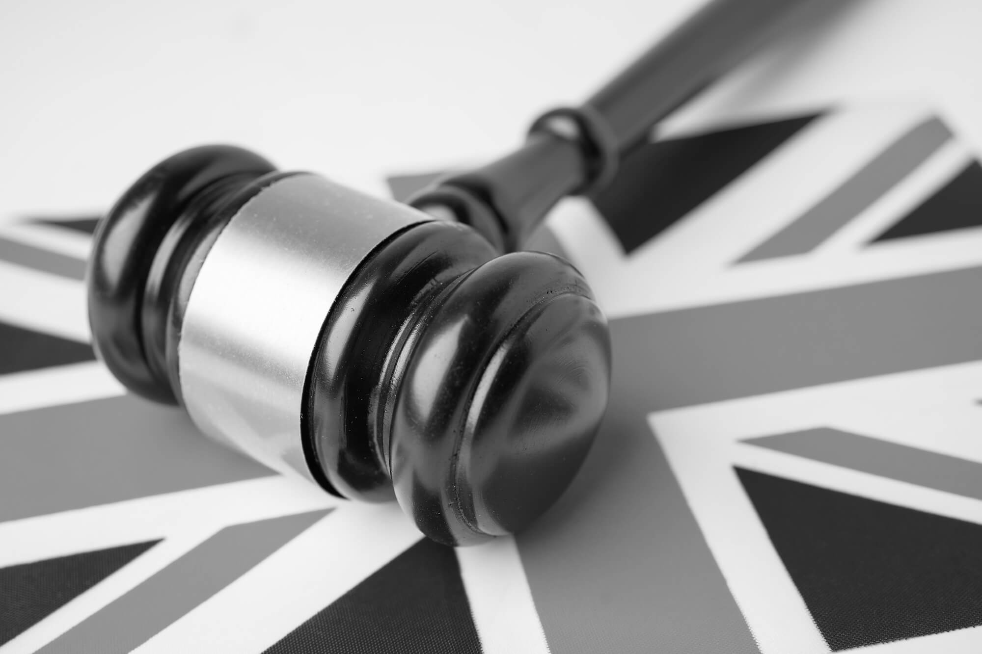 Why Choose English Law as the Governing Law in International Contracts?